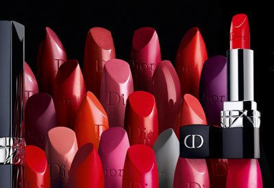welovebeautyFR's tweet photo. Vous voulez tout savoir sur les nouveaux #RougeDior #CouleurCouture ? C'est par ici ! https://t.co/kNCKAcSrPr https://t.co/0AoxdinUgs