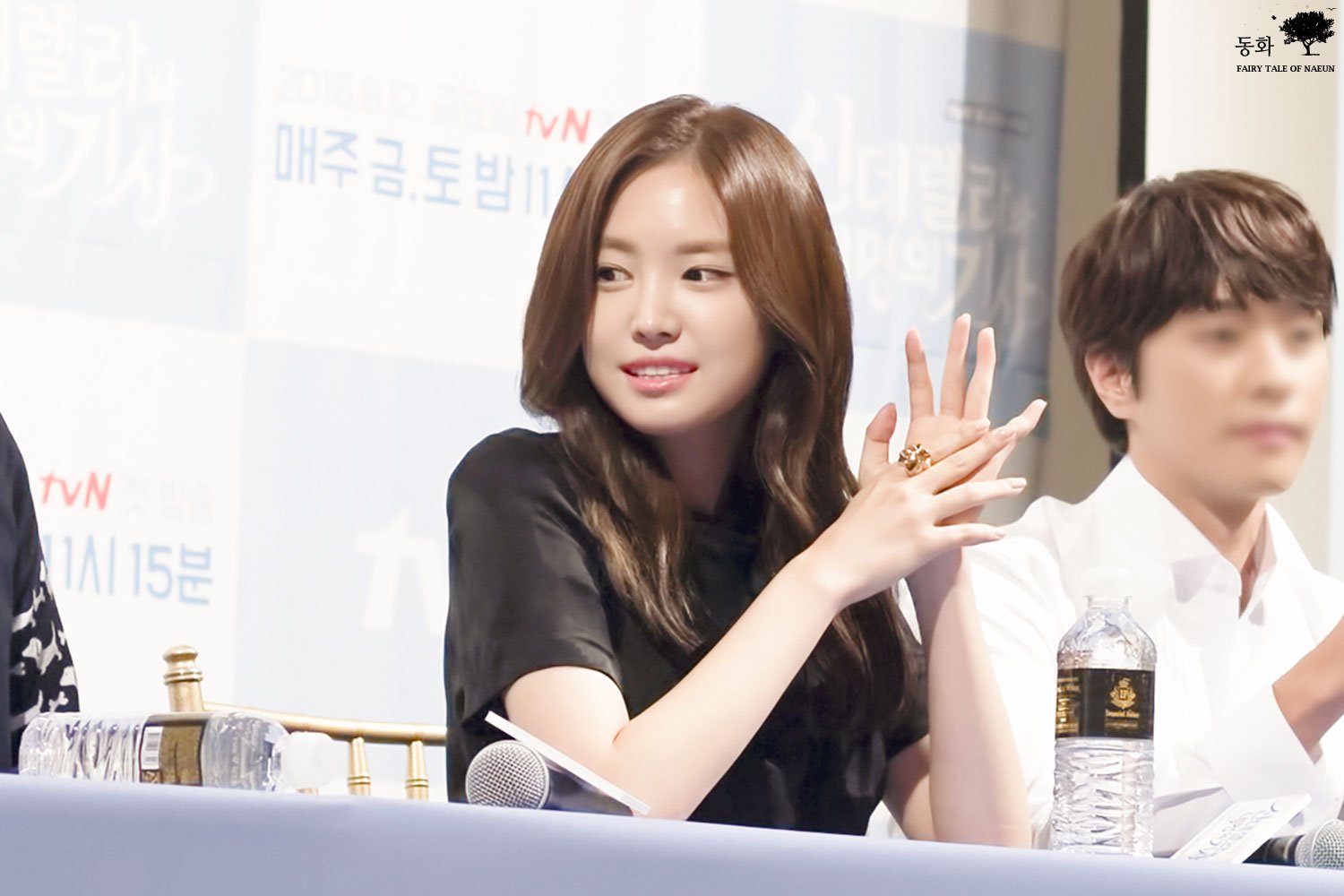 CqnFMHBUAAAqzPi.jpg:large