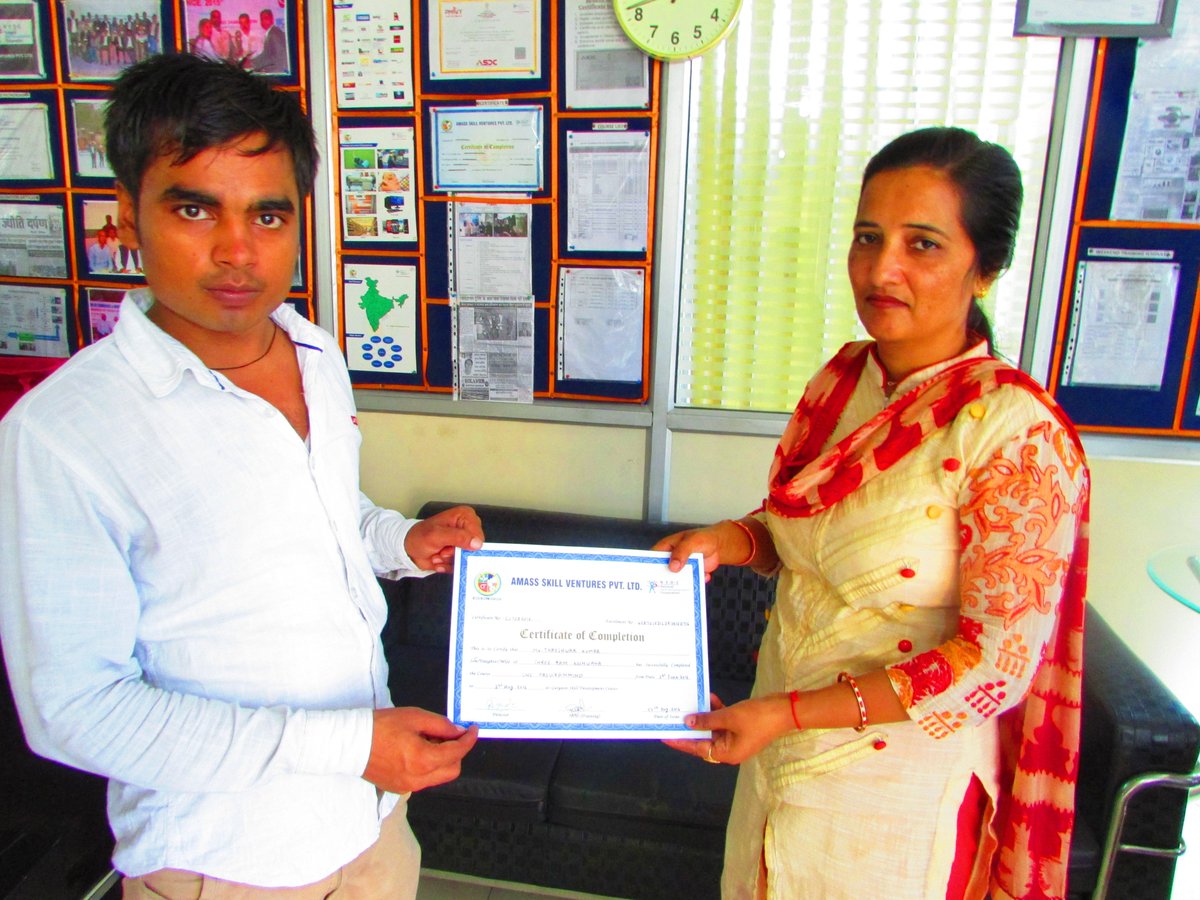 amass_skill's tweet photo. Amass Skill Ventures https://t.co/NgtZS077i1.
#Certificate_distribution by Raj Bala ,Mr. pushpendra singh,Mr. sanjay https://t.co/T9mbpM9vxq