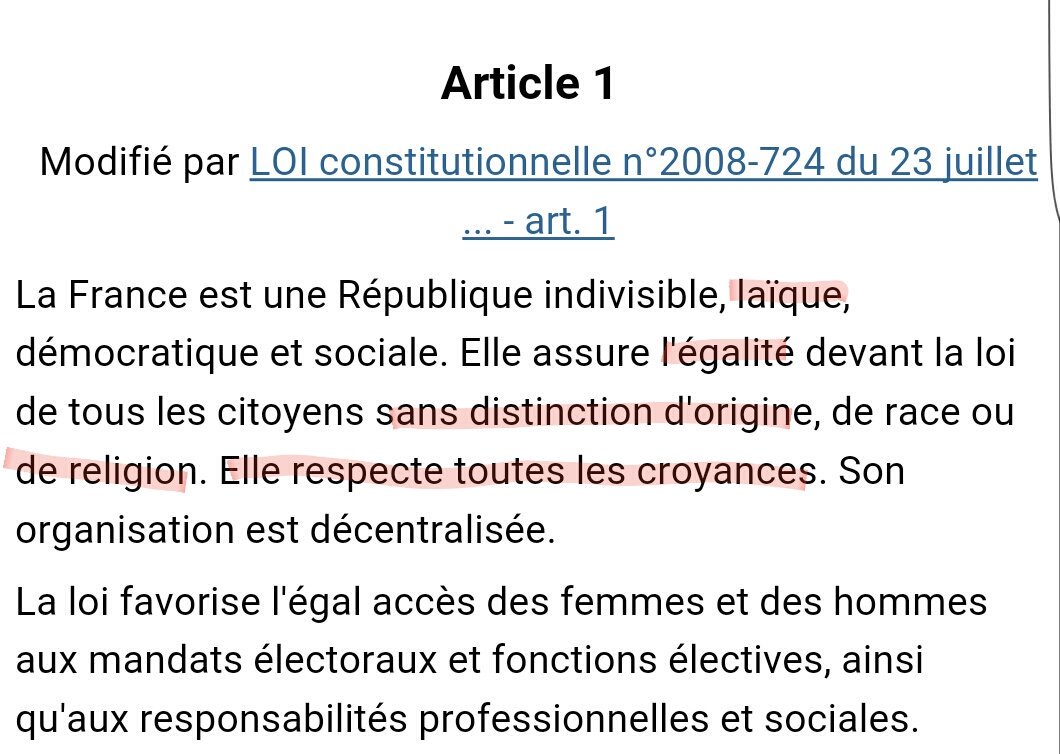 InesLabou's tweet photo. Quand l'actualité de ce pays et ses textes se font la gueule... #WTFFrance https://t.co/VlA0SkkvtC