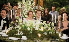 SaniyaHamdani's tweet photo. #twilightsaga #bellaEdward #wedding #couple #prettywedding #RobertPattinson #KristenStewart https://t.co/EwdQlKol52