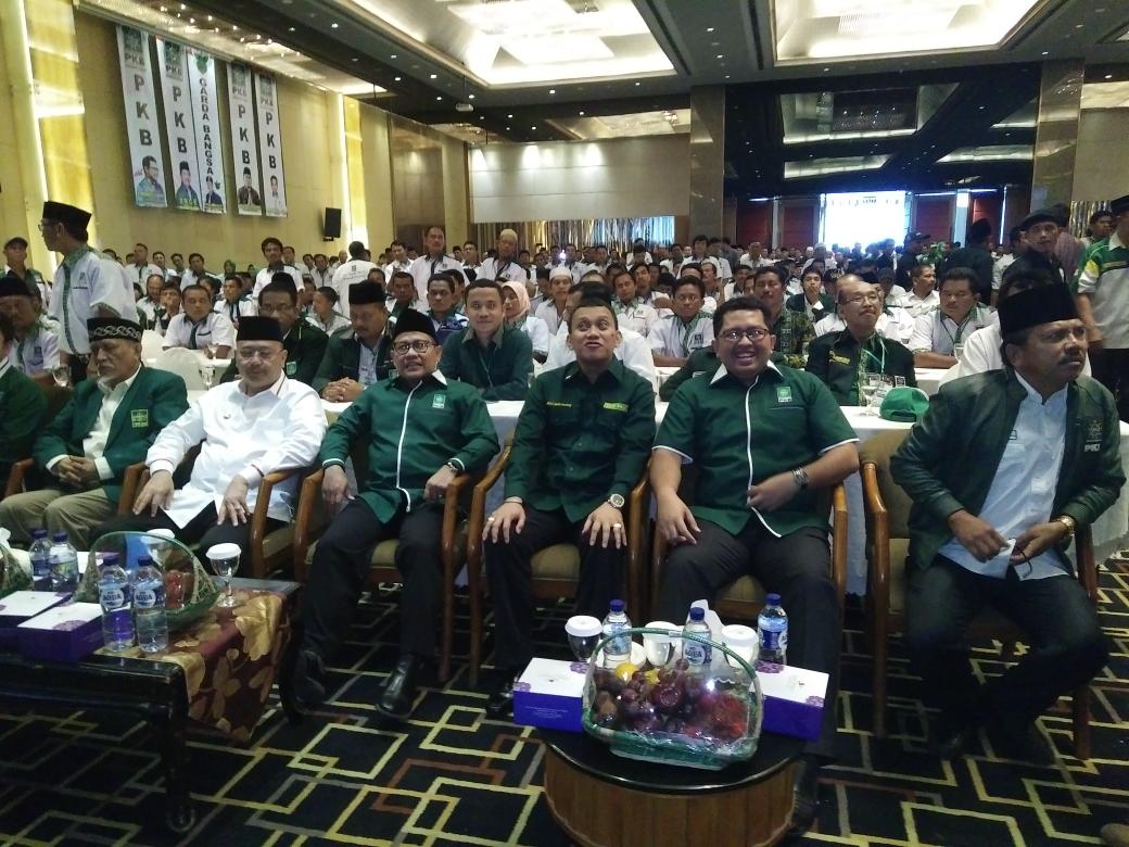 ance1235's tweet photo. Tiba di lokasi acara rakorwil dan pelantikan DPAC PKB SE SUMUT @cakiminpkb @Kadir_Karding @BeritaPKB @PKBTV https://t.co/2WwvDOnURi