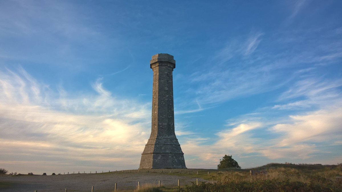 jurassicgigi's tweet photo. Last nights cooling dog walk to #viewtastic Hardys Monument @nationaltrust
Was a tad blustery at w/end but = lovely https://t.co/HhVzuEG4v3