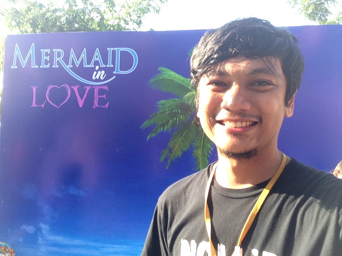 nollief's tweet photo. #HUTSCTV #1UNTUKSEMUA #MERMAIDFANFEST https://t.co/YwTk2A6QoV