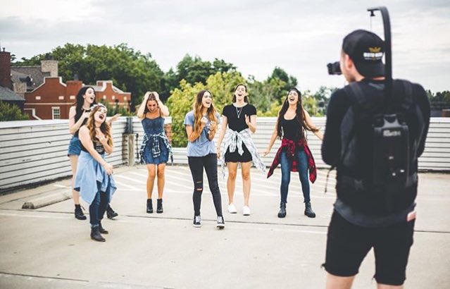 CimPromoTrends's tweet photo. The girls filming a music video today https://t.co/3D1xEXvRGP