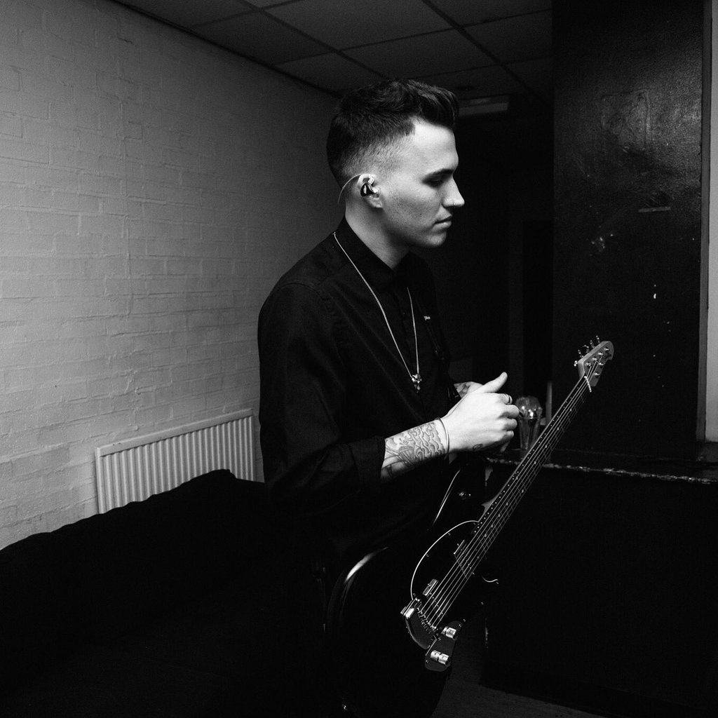 PVRISdaily's tweet photo. ✨ Happy Birthday, @AlexPVRIS! ✨
We appreciate you and wish you have a nice day.
#HappyBirthdayAlexBabinski https://t.co/3z41Fb4MyQ