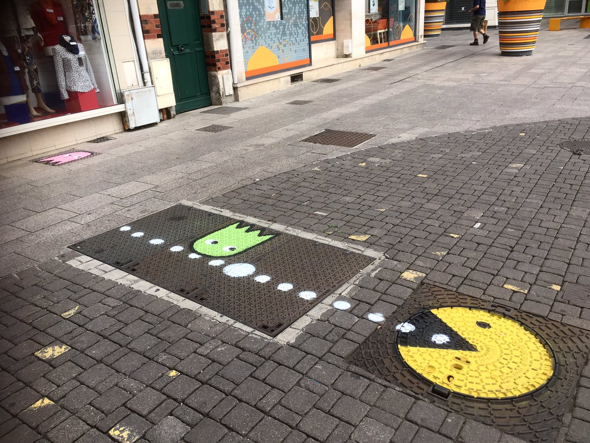 gth_henon's tweet photo. Une nouvelle forme de #streetart à #Chalons @UnionArdennais https://t.co/6cmvFu5x6I