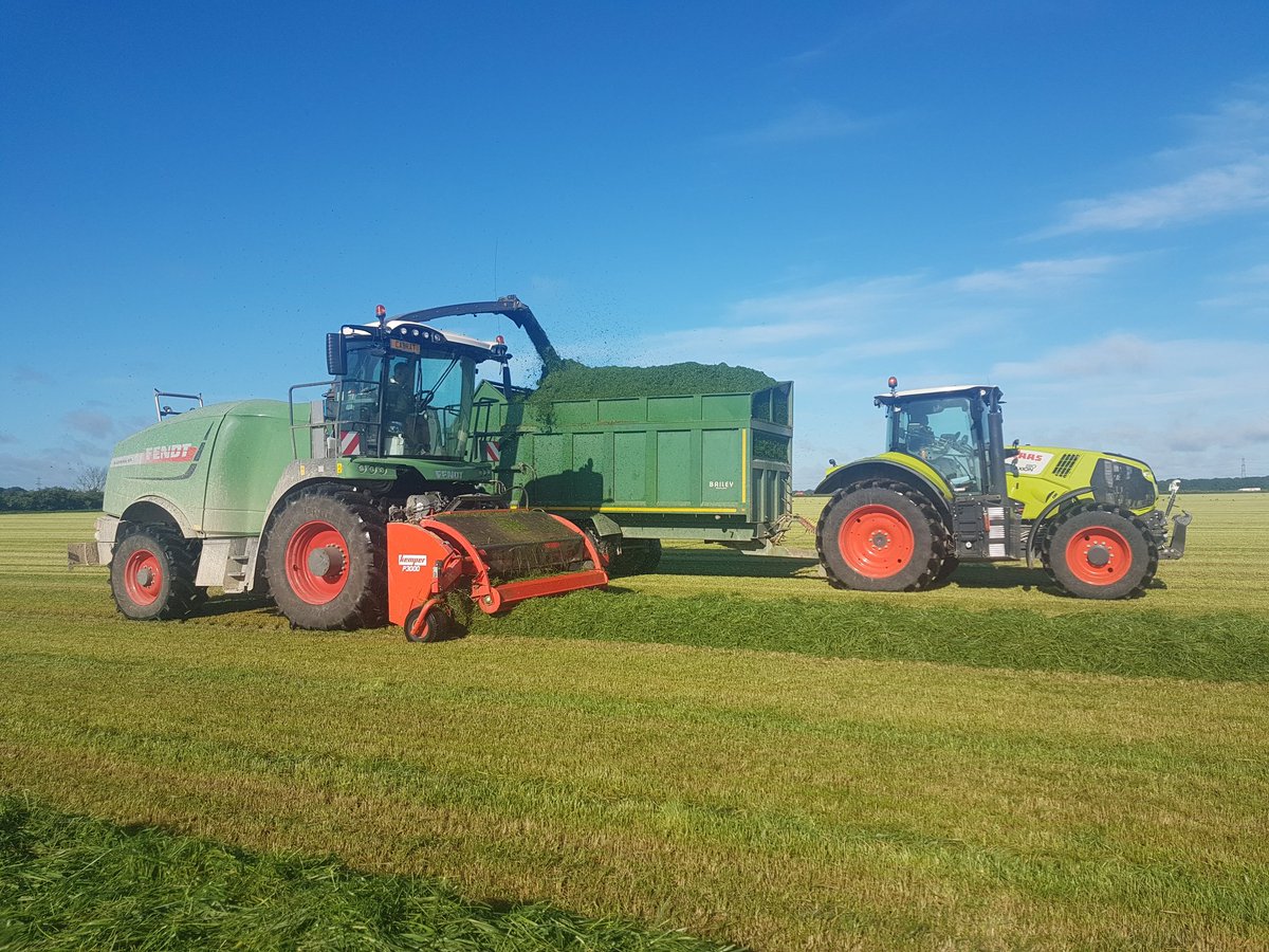 CroftyMartin's tweet image. Just about finished the 5th cut this week.