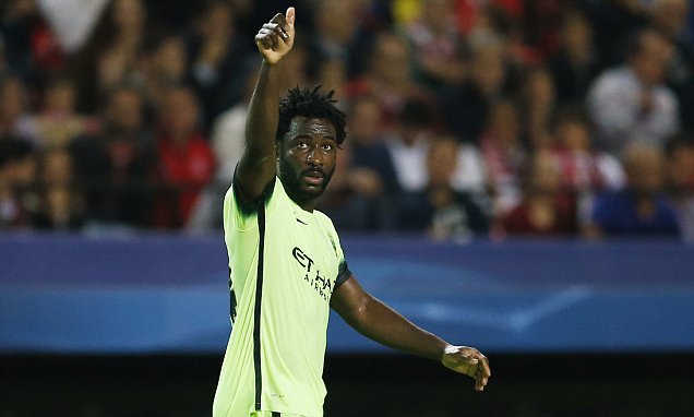 MCSCIndonesia's tweet photo. Slaven Bilic ke Wilfried Bony: "Bony adalah pemain bagus. Dia merupakan sebuah pilihan karena posisinya." #SaveBony https://t.co/yYcqSg26TZ