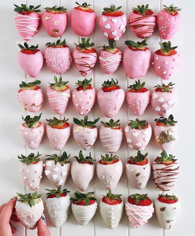 CutestThings8's tweet photo. Strawberries 💕 https://t.co/b0zYs9yNGZ