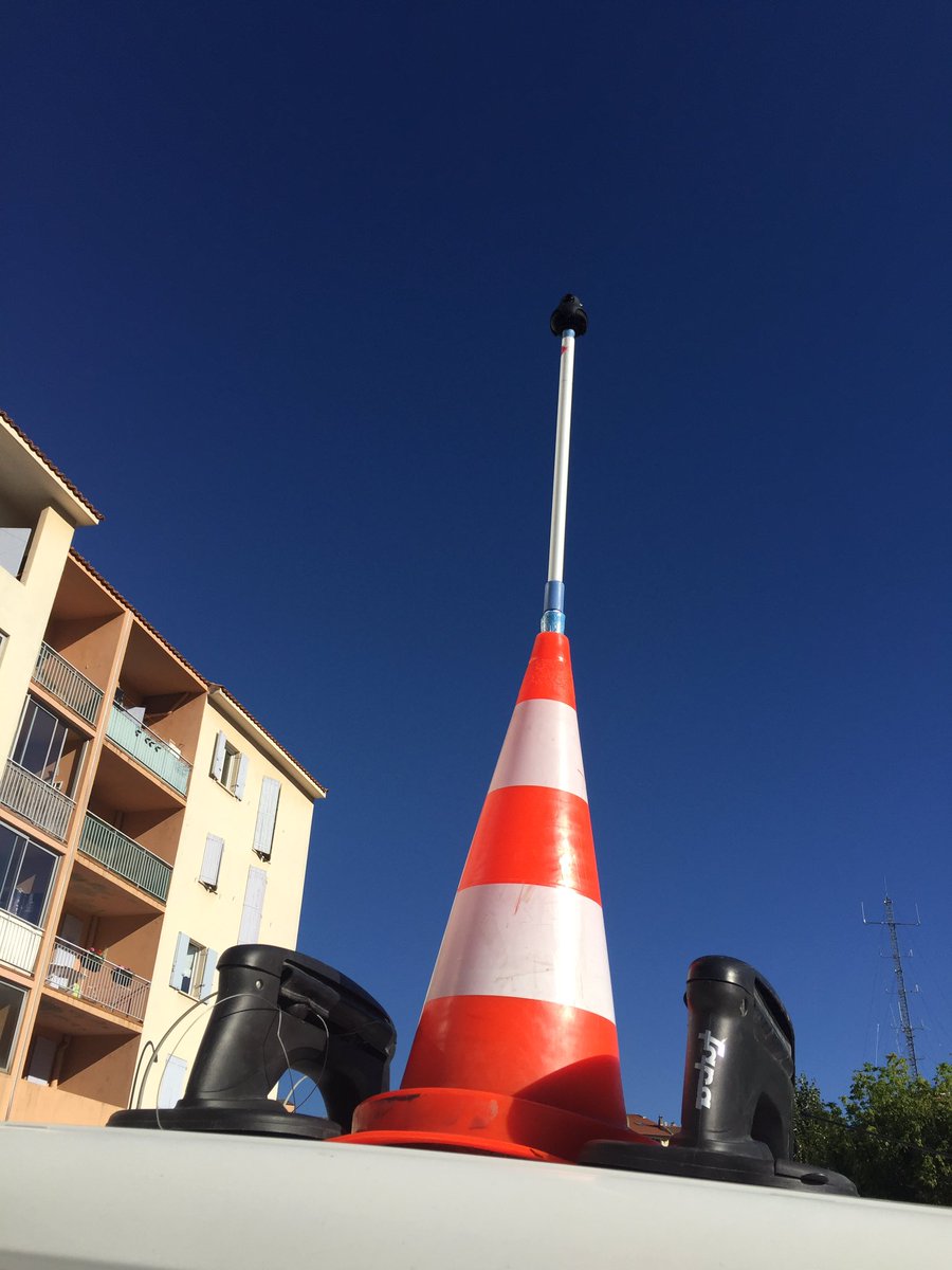 JLZIMMERMANN's tweet photo. À venir pour l'opération libre à Aiglun des prises de vues 360• en voiture pour @mapillary #operationlibre @stfmani https://t.co/K46L0f3jYX