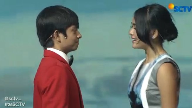 SCTV's tweet photo. Duh Ariel udah nggak malu-malu lagi bilang sayang sama Eric! #26SCTV https://t.co/kj4UKtCc6S