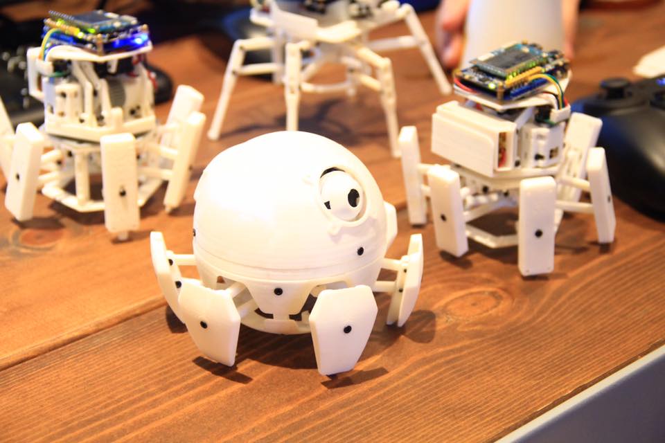 McRoboeve's tweet photo. The Spider group! We will be running #crowdfunding campaign, please support us to make our little creature available https://t.co/iWp3PG0y7c