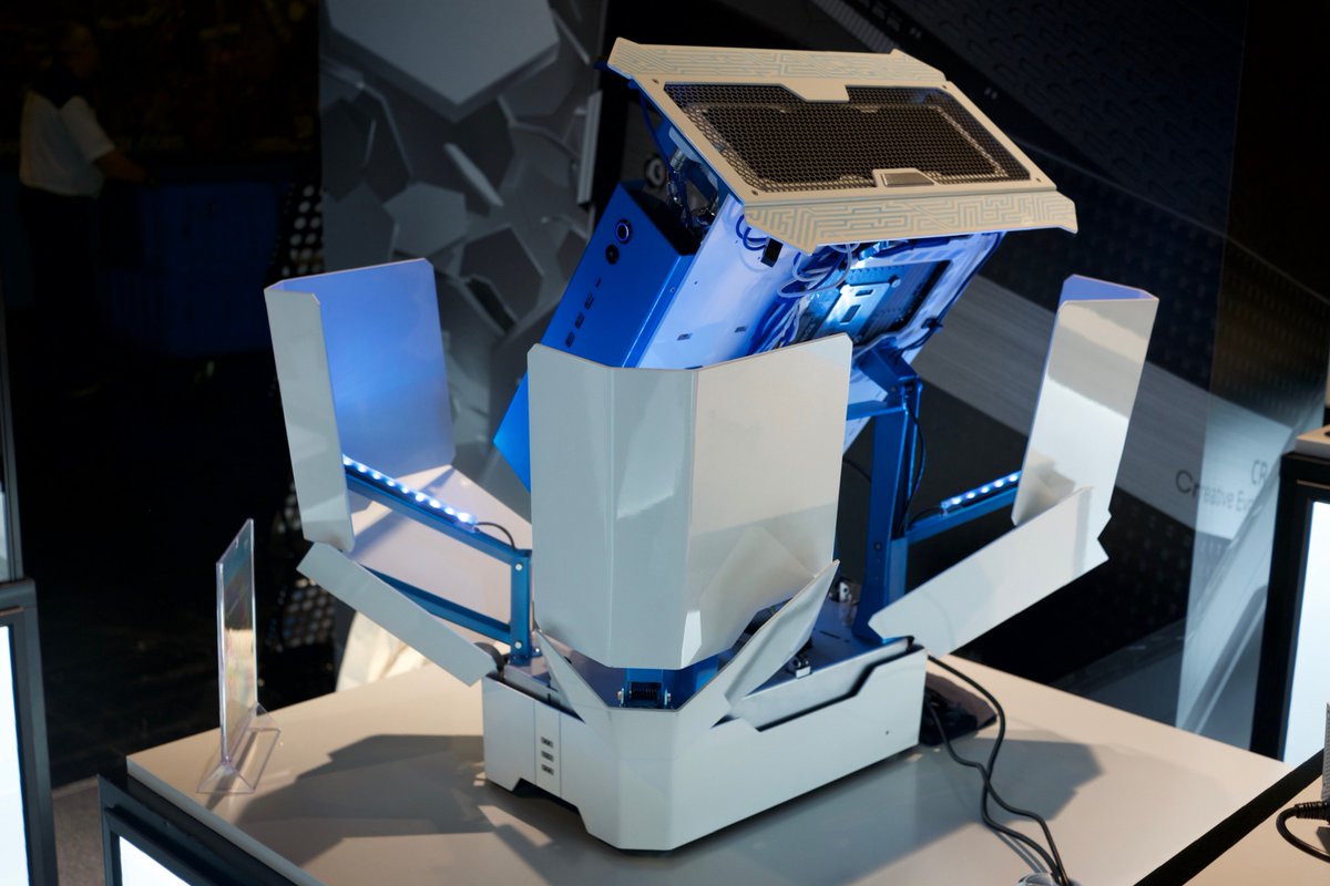 hardmugenjin's tweet image. #gamescom2016 #mifcom #modding #Germany #cologne