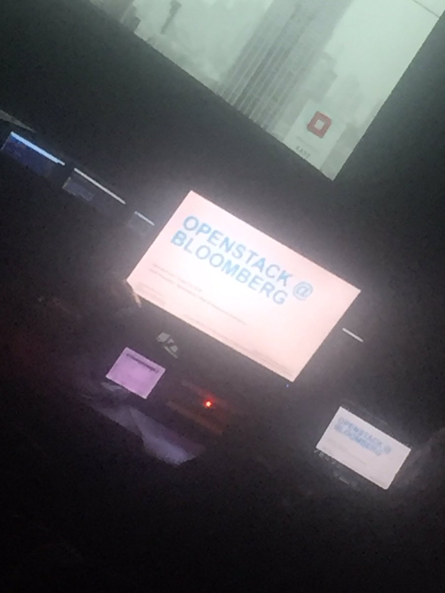 patricia_dugan's tweet image. ⭐️ Bloomberg time, @trumanboyes! (Sorry for the cruddy pic) #OpenStackEast