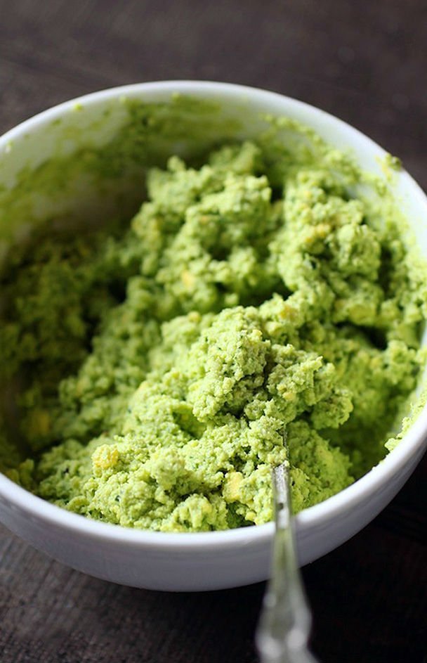 RecipesNet_Info's tweet image. Eggs stuffed with pesto recipesnet.info/eggs-stuffed-w…