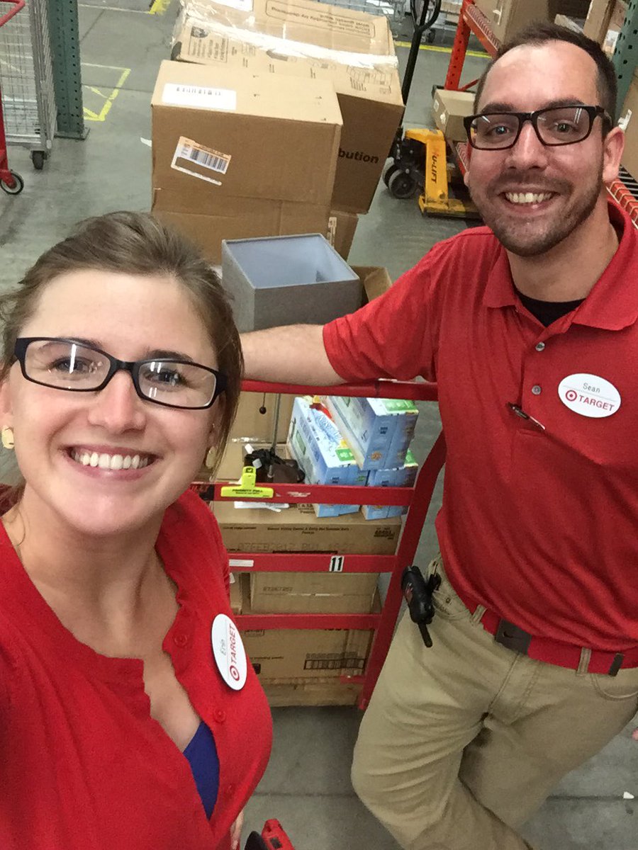 stuielouie's tweet image. Scanning, filling, smiling... All a top 'priority'! #scanscanscan @A_Leigh_ @FerreroAmy #beatD140