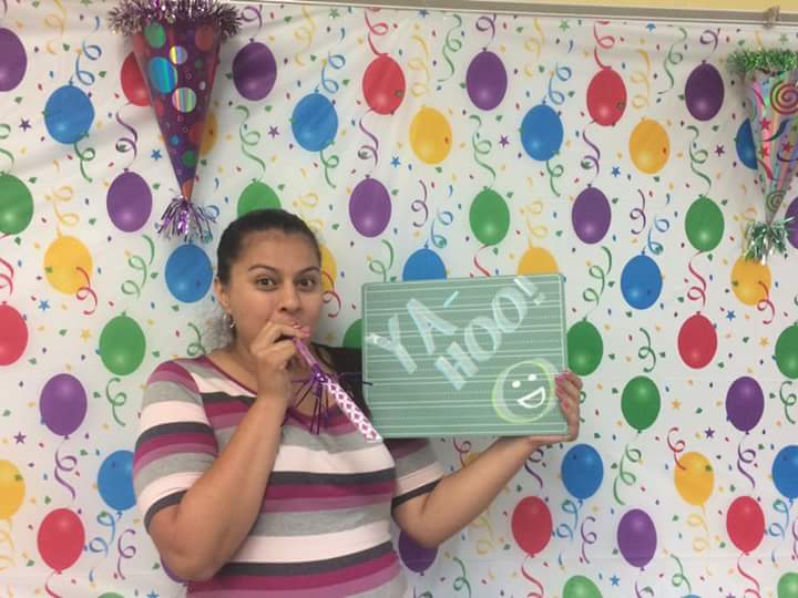 KnoxElem's tweet photo. Veda Knox Parents First Day of School Tears and Cheers! #VKReady https://t.co/CyNpaCyoD7