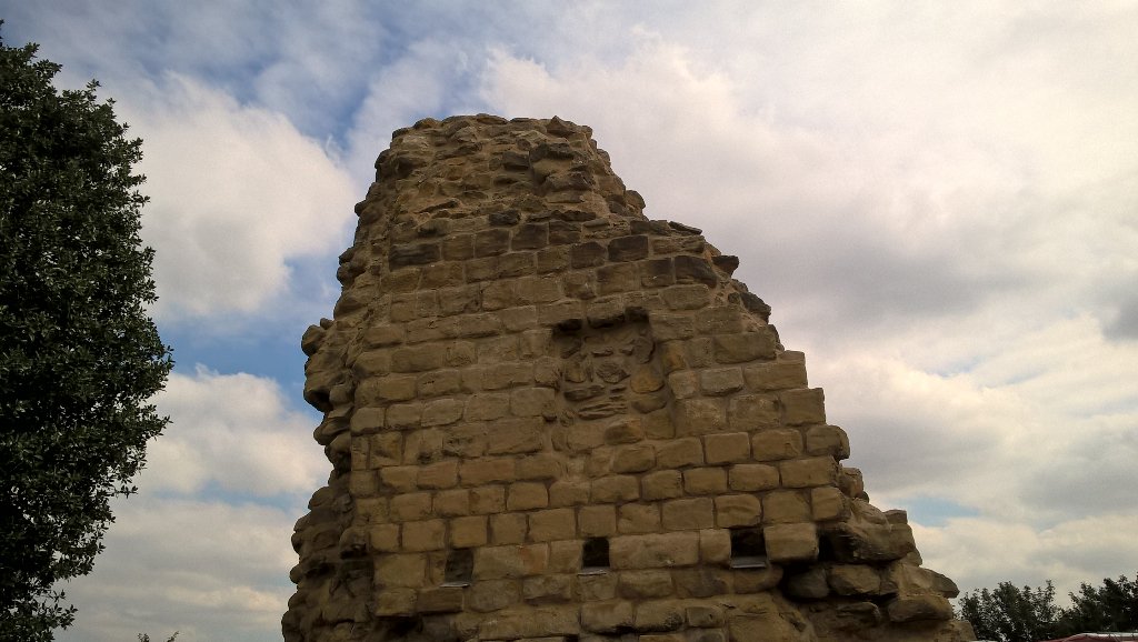 Gatehouse now with no scaffolding!