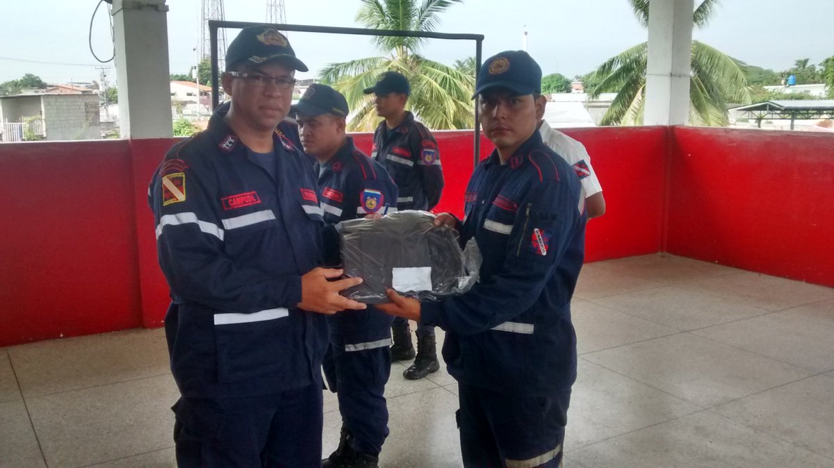 Umecolonzulia's tweet photo. Informe de Gestión Bomberos Municipio Colón Zulia 2016 
https://t.co/rCZ0ahbjWU https://t.co/b7G7MupwB5