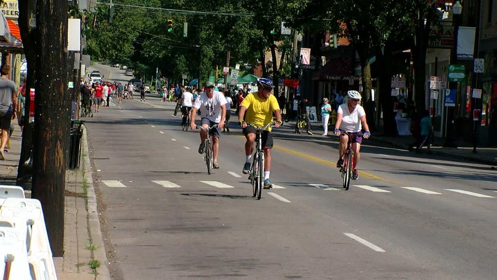 Local12's tweet photo. Just about anything you can do outside, you can do at #CincySummerStreets in #Northside. https://t.co/uJYkVbpp3c https://t.co/M9GdlQLRJ6