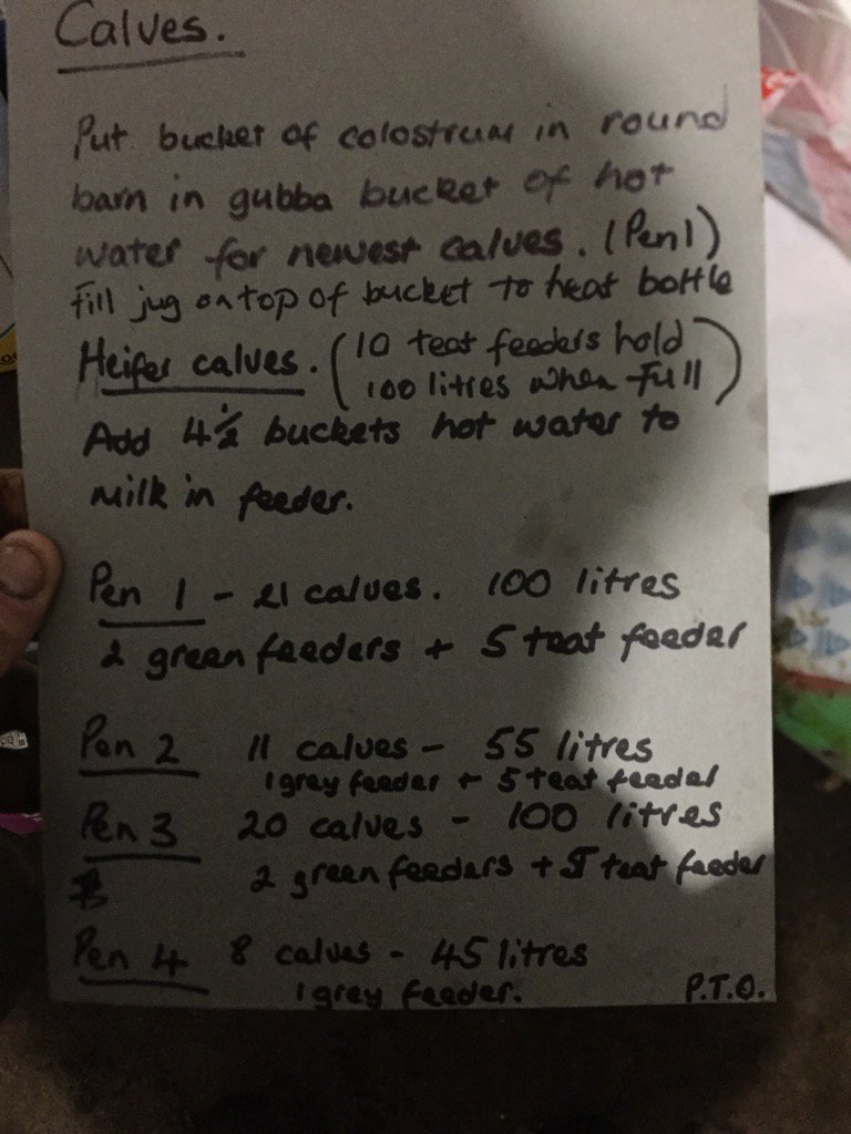 MooreBnmoore's tweet image. Strict orders from the mother in law on feeding calves #nottrusted. @Lewisridge_Farm @CraigLittin