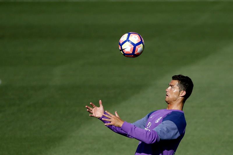 Meridianoonline's tweet photo. #LaLiga || Cristiano Ronaldo: "Ha sido la mejor temporada de mi carrera" https://t.co/HvGfJJ3Lus https://t.co/UzOZZ4EePM