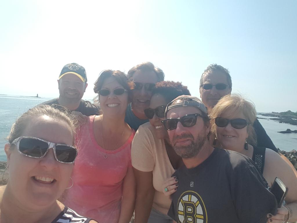 jenns2614's tweet photo. D71 DH Appreciation picnic 💖💖💖 https://t.co/Ollr268IHF