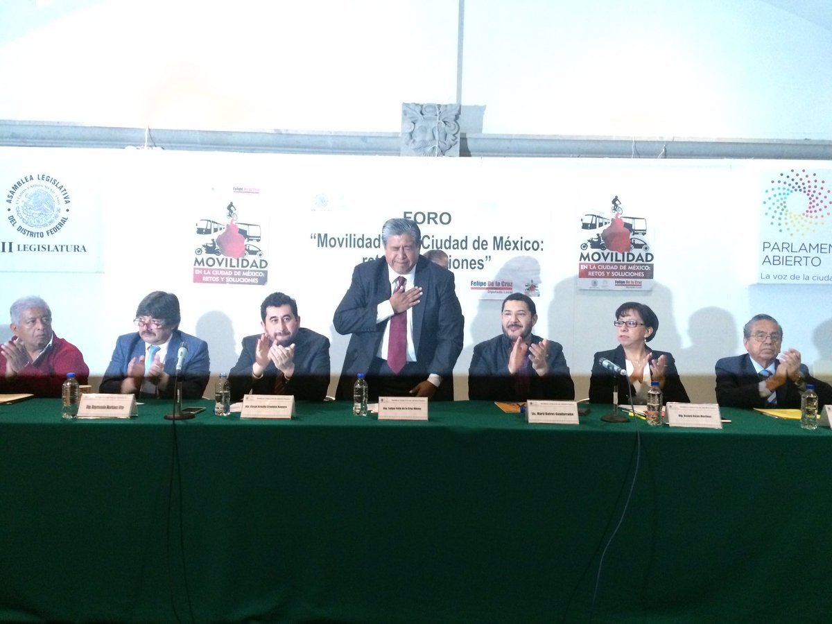 BetyRojas06's tweet photo. Inauguración Foro"Movilidad en la Ciudad de México: retos y soluciones" de Dip. @FelipedlaCruzXV  con @martibatres https://t.co/aKlu4q4S60