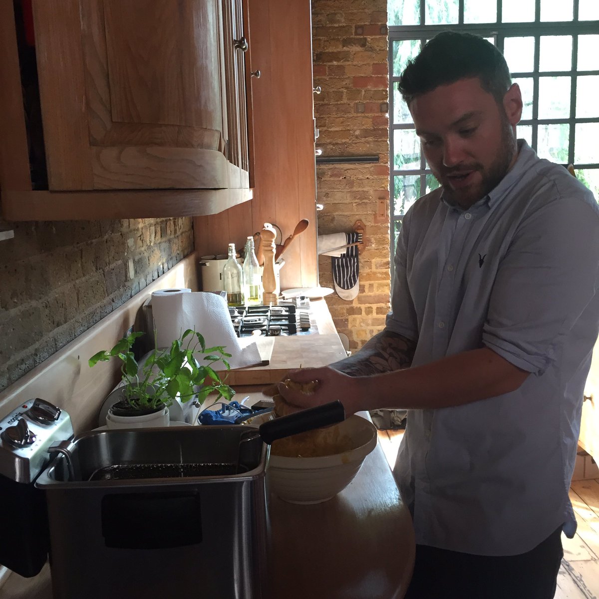WeFiFophie's tweet photo. I'm at #Foodie100 where @DanDoherty_ is making his Onion Bahji Scotch Eggs... As eaten this week in @Wefifo HQ! https://t.co/6hEBSKiL1S
