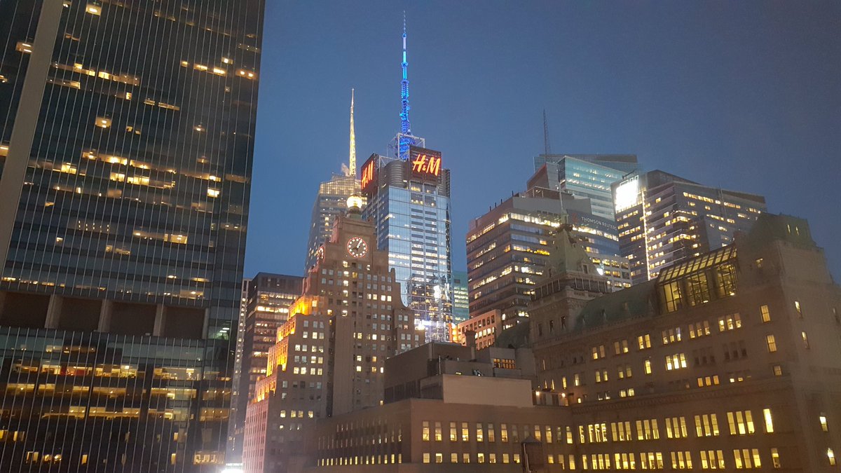lexejMusic's tweet photo. View from hotel room. https://t.co/6tJu2DzOMr
