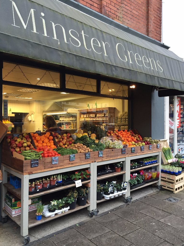 deans_court's tweet photo. Holiday guests here's where you should head in Wimborne @gulliversbks @SpilltheBeans5 MinsterGreens @TheTickledPig1 https://t.co/4gU5TA0RIj