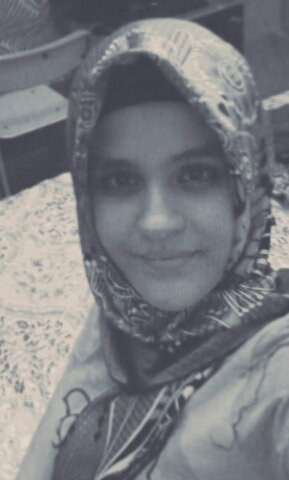 Busra_Metin58's tweet photo. @alimetinorjnall Mutluluğun Resmini Çizemem Ama 
Acının Heykelini Bile Dikereim 
(Ali Metin )❤😩 https://t.co/tRxZ0OcOsv