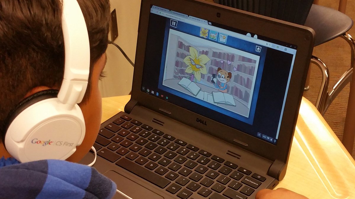 techteacher88's tweet photo. Pinacate Technology Ss get up and running with @CommonSense @digitalcompass #pumaway #pumatech #scholarplus https://t.co/tAW7VHRR83
