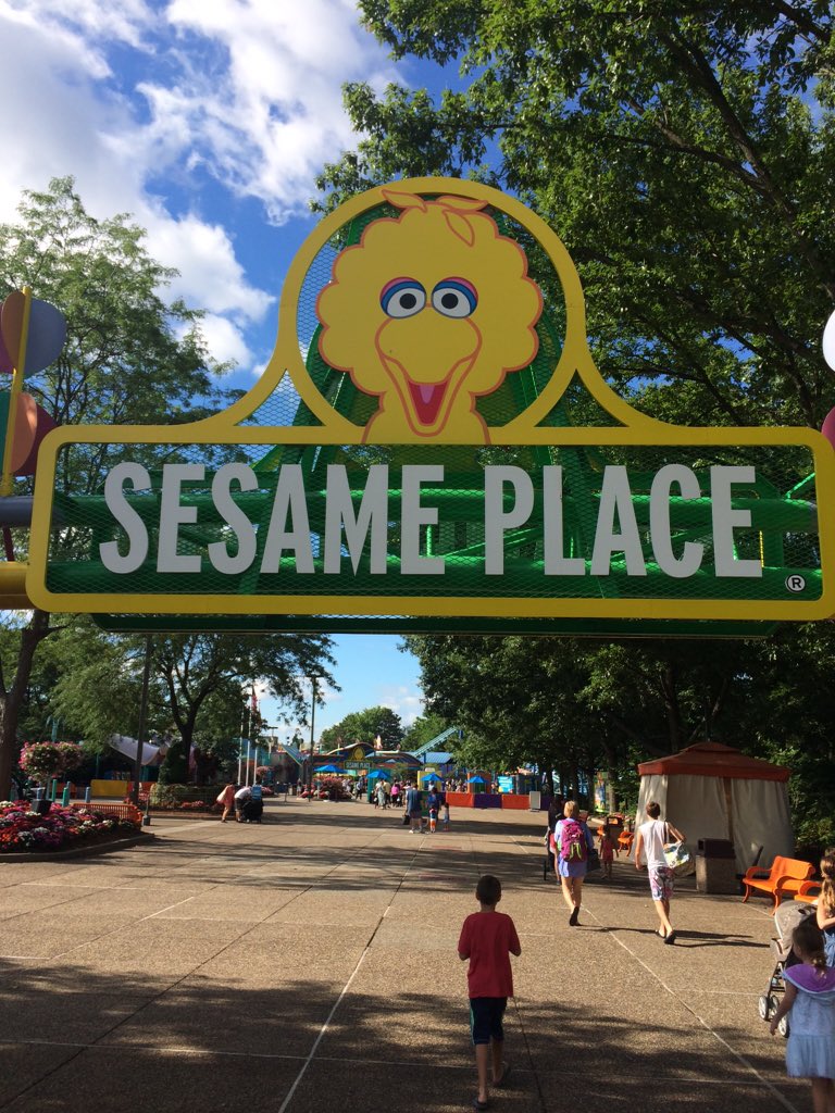 rsmith6579's tweet photo. @ARIYNBF took the kids to Sesame Place this weekend, kept thinking about "Bert &amp; Ernie" https://t.co/DsQITmLwIZ