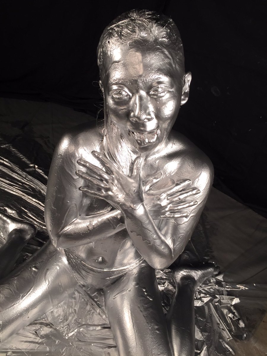 先週、
これを超える作品はしばらく撮れない
と言ったけど…

一週間後の今日、先週のと並ぶぐらいの傑作が撮れました！

原美織ちゃんです。