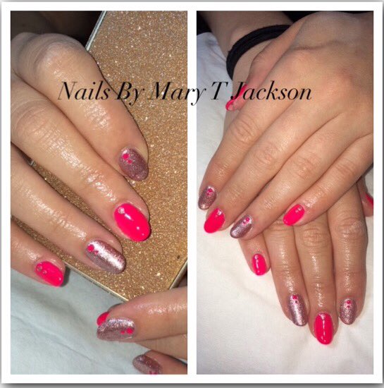 MaryTJackson1's tweet photo. Love Last Call with poparazzi pose 💕💅🏻 @NailHarmonyUk #lovenails #makethemgelish https://t.co/MZ1nCuP6Y9