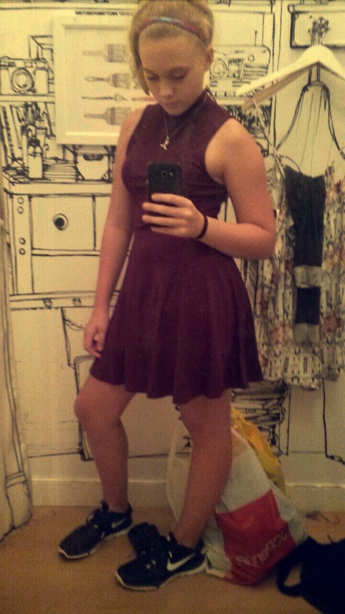 Aran030213's tweet photo. One of my favorite dresses I got today at the Portland Mall. 😍❤ https://t.co/AL92xtiiWl
