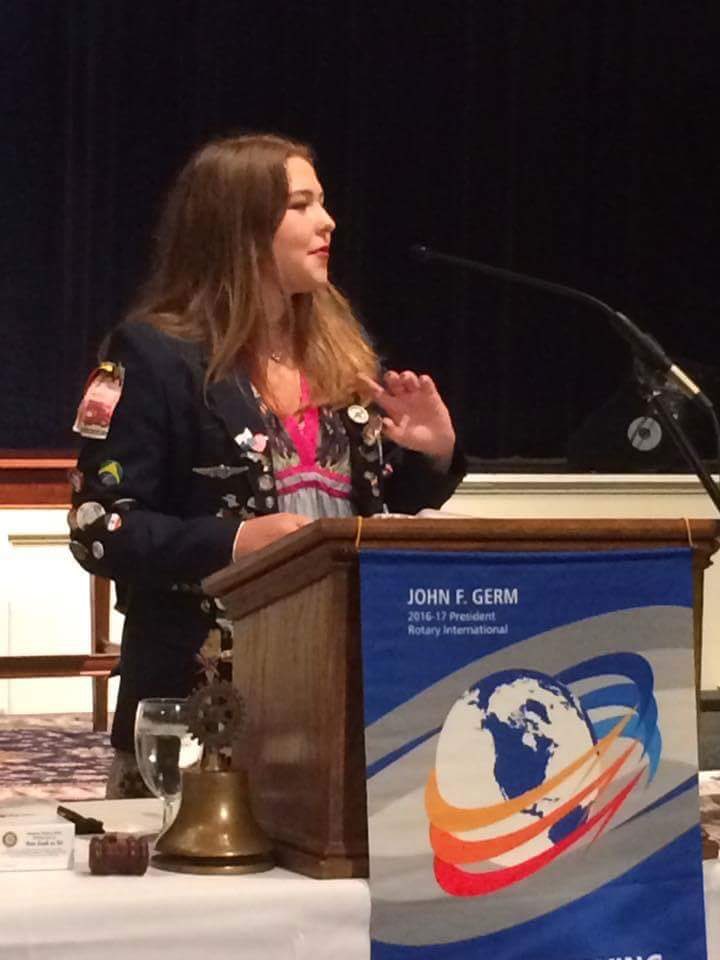 Lauren Crowe visited with the club to tell us about her year in Italy as a Rotary Exchange student.