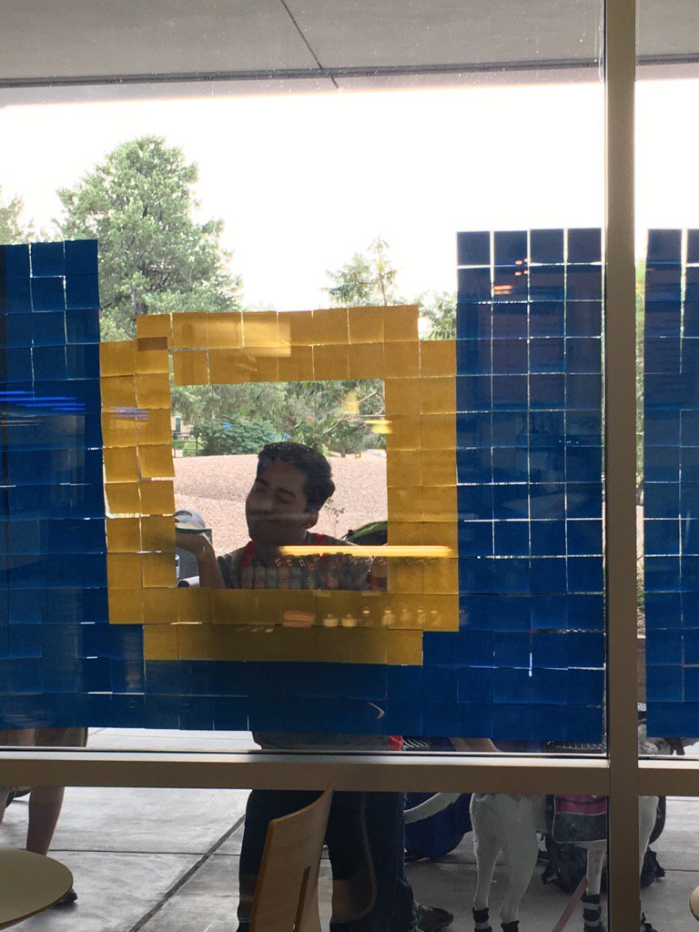 SaraHoltzman's tweet photo. @ERAUprHRL love @ERAUPrescott students!!!! Happy move-in!!! https://t.co/A2LHdtz8yZ