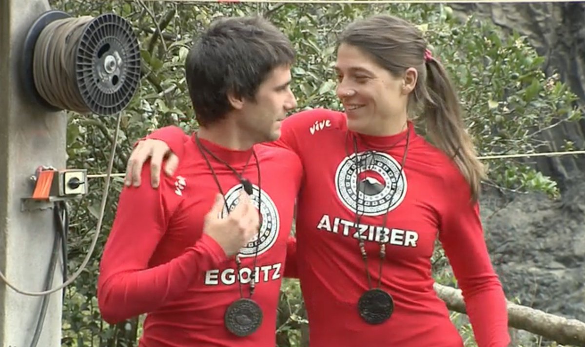 ¡<a href="/EgoZoz/">Egoitz Zozaia</a> y <a href="/AitziChimborazo/">Aitziber Nazabal</a> logran los mejores tiempos! ¡Y ganan la prueba de eliminación! #Chimborazo7