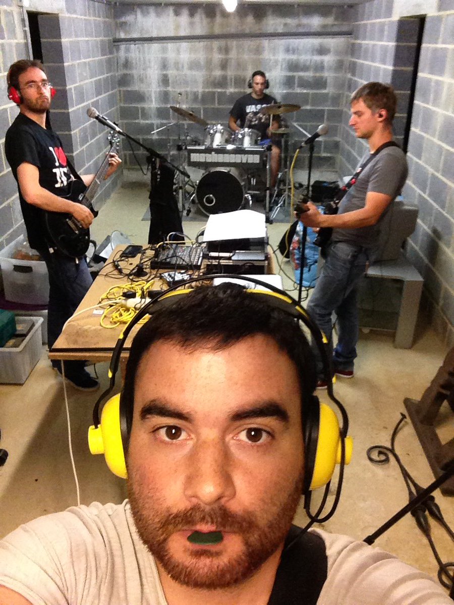 MotherCoverBand's tweet photo. #mothercover #backinthecave #newsongs #redhotchilipeppers #andsomanyothers https://t.co/ejnccF0ndk