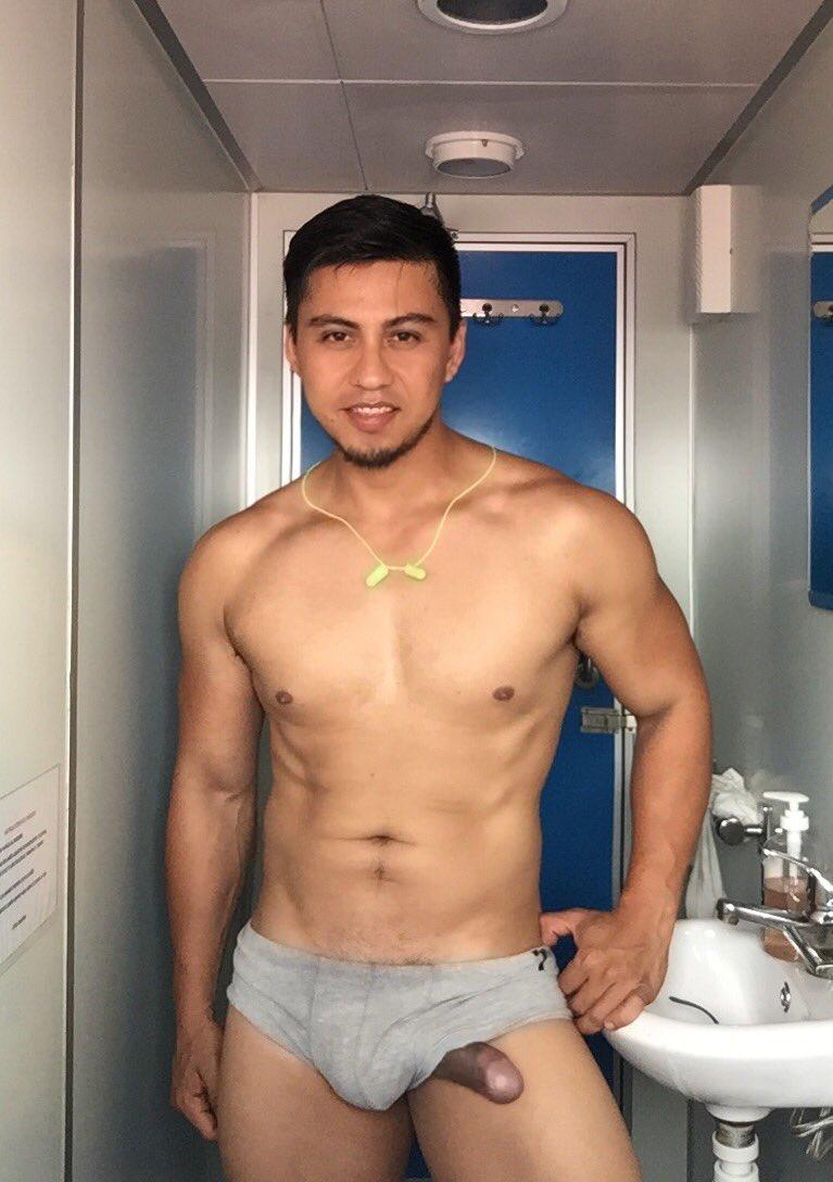 SexyCasademunt's tweet photo. Mitad de la semana #chikitobb https://t.co/3QbsanxVEJ