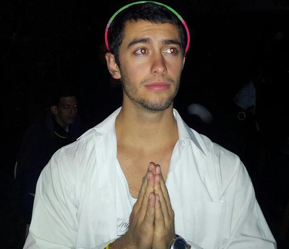 hereforpaio's tweet image. escuchen las plegarias de paio y voten #KCAArgentina #PabloRodriguezTrendy