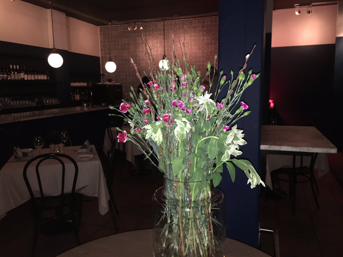HelloMagSA's tweet photo. Tonight we are dining in @SelvaRestaurant Portuguese kitchen! Brand NEW kid on the Craighall block 🙌🏻 https://t.co/VrDlAzSPYI