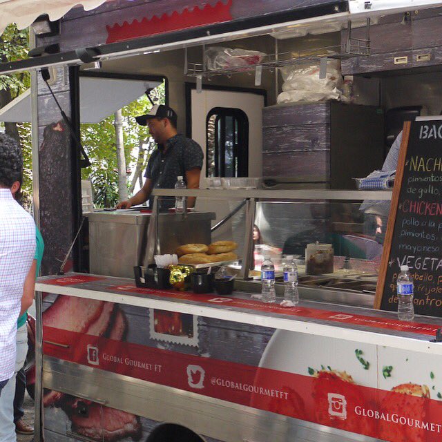 Pronto anunciaremos nuestras ubicaciones para el mes de #septiembre ¡estén pendientes! 🚚 #CDMX #Foodtruck