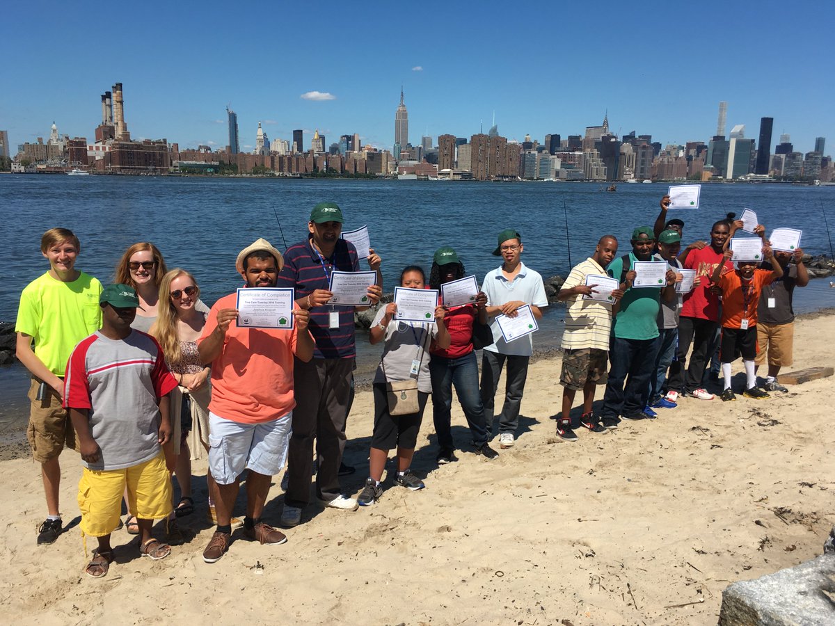 HumanImpacts's tweet photo. THANK YOU to our #TreeCareTuesday 2016 Volunteers! Yesterday we wrapped up the summer w/ fishing &amp; ice cream @ #ERSP https://t.co/Ep1NMDGkhU