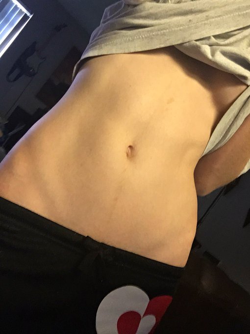 my basic pj morning selfie https://t.co/4AgWgb3dgG<a href="/tag/harleyquinn"class="tags"><span>#harleyquinn</span></a>