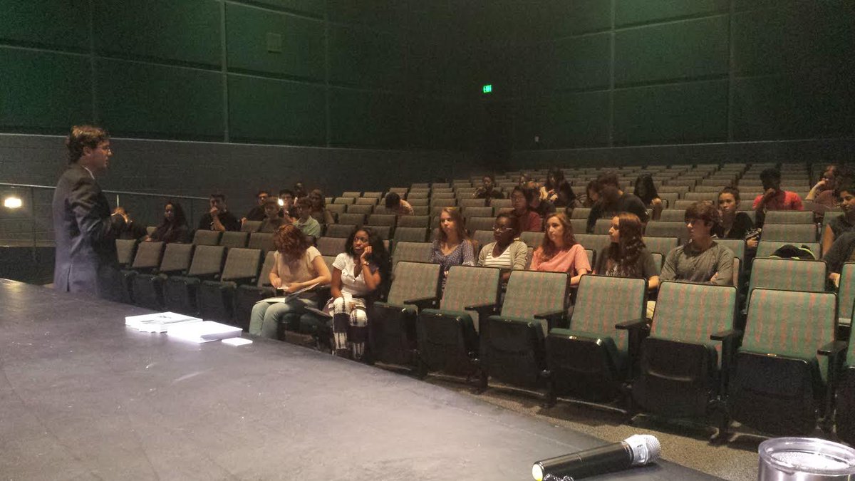 HHSCollegeDept's tweet photo. @hooverSCO17 UAB visit today, Chris Pinto did a great job informing our students @chooseuab @donhulin @carriebusby_ https://t.co/8TLeqtyf8f
