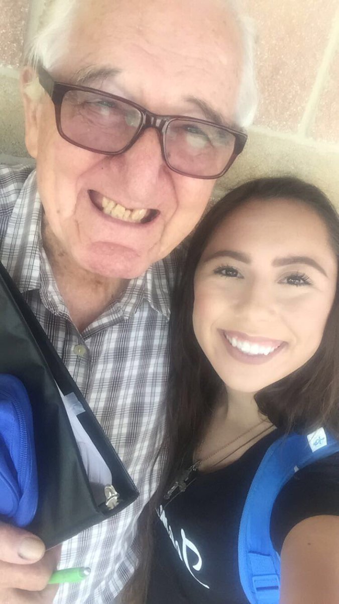 Melanie Salazar ♡ tweet media